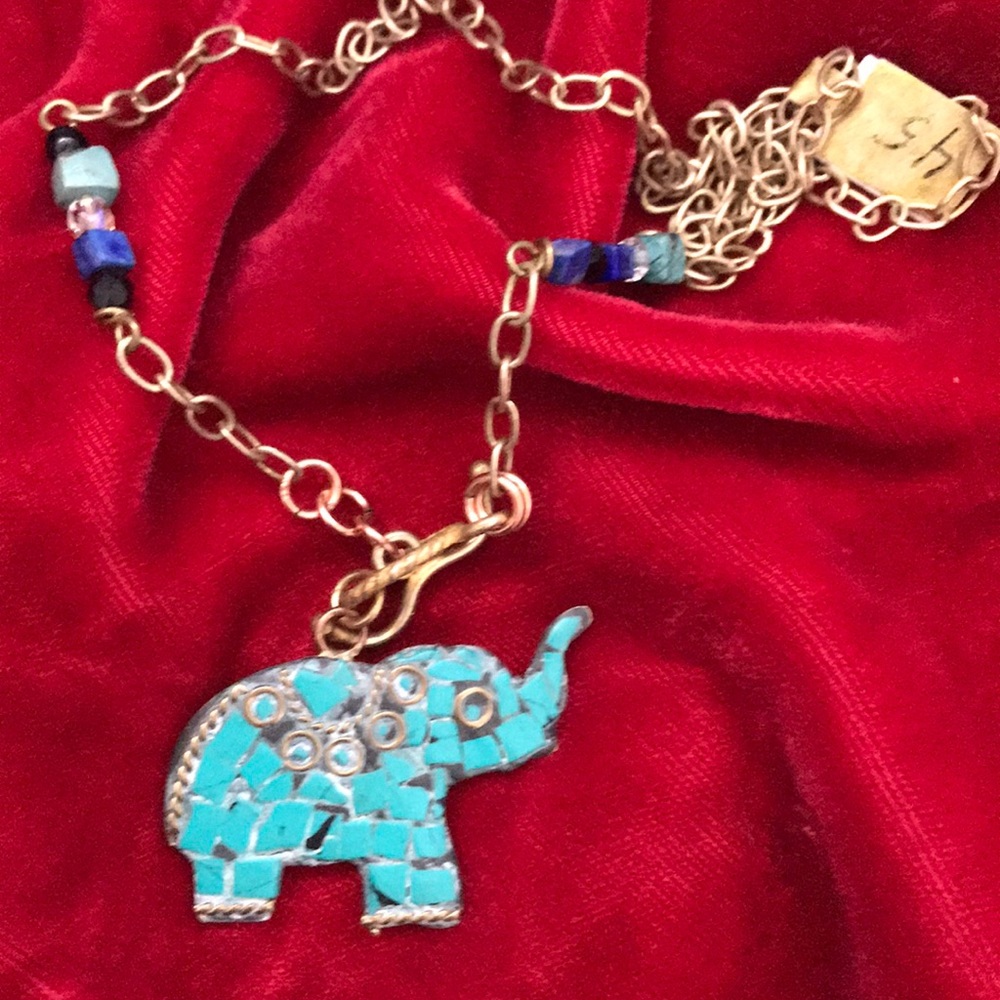 Lucky turquoise Elephante Necklace with vermeil